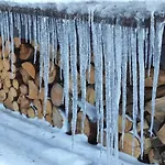 Sirovka Chalet